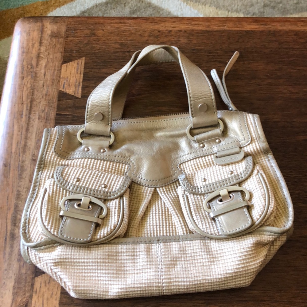 Charles David bag - straw and gold leather